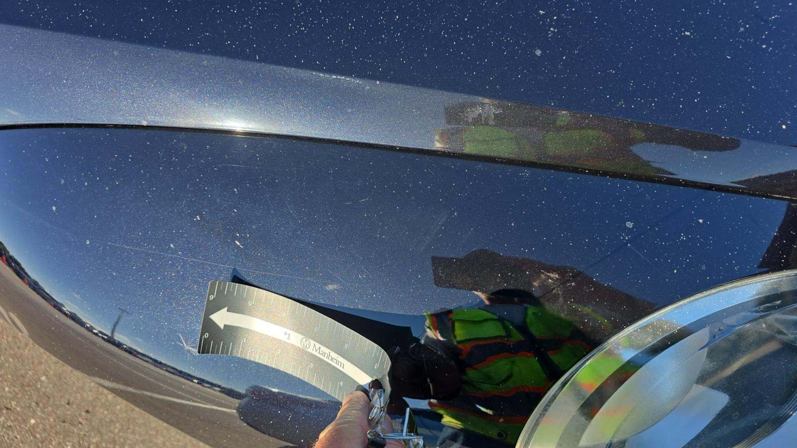 2012 Volkswagen Beetle 2.0T Turbo FWD