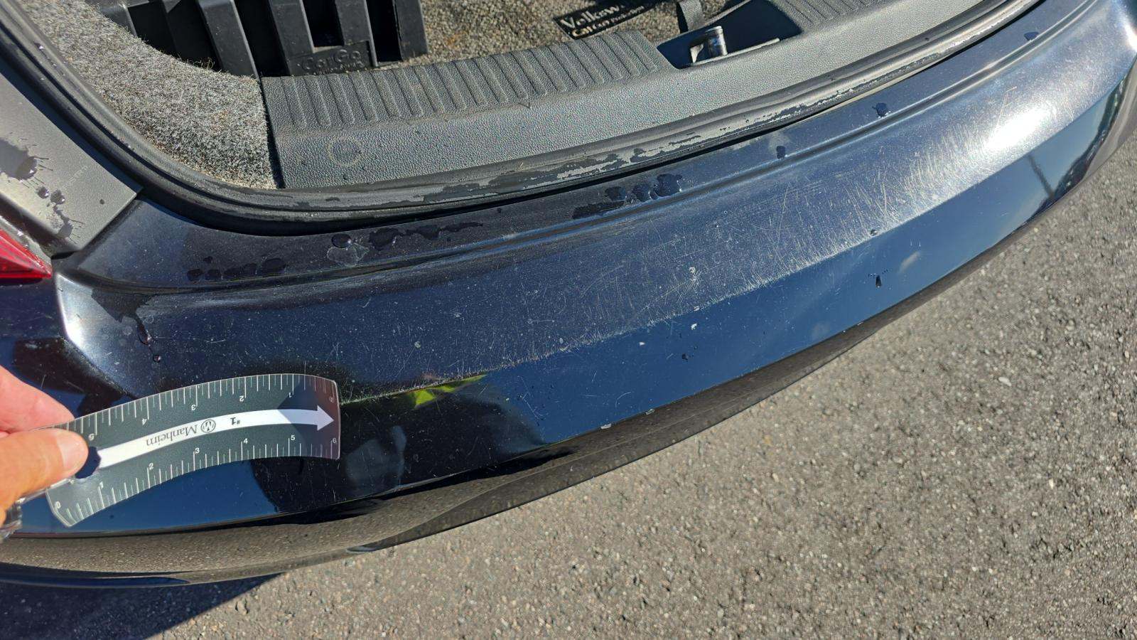 2012 Volkswagen Beetle 2.0T Turbo FWD