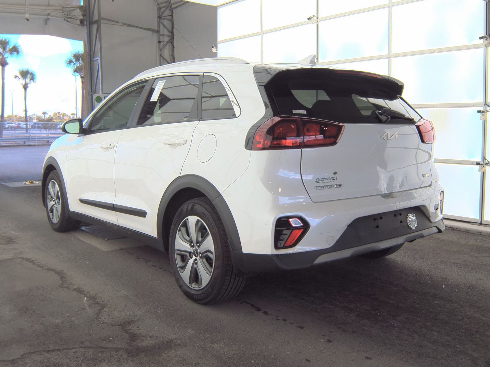 2022 Kia Niro LX FWD