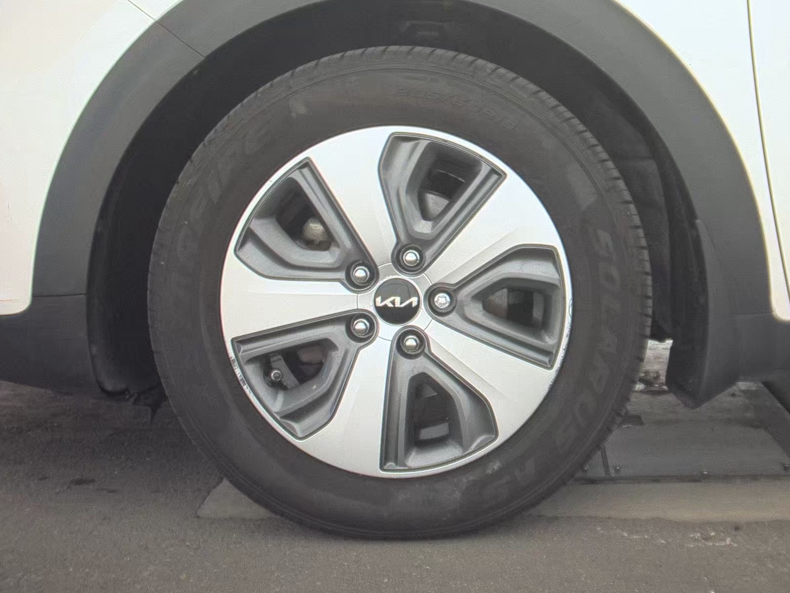 2022 Kia Niro LX FWD