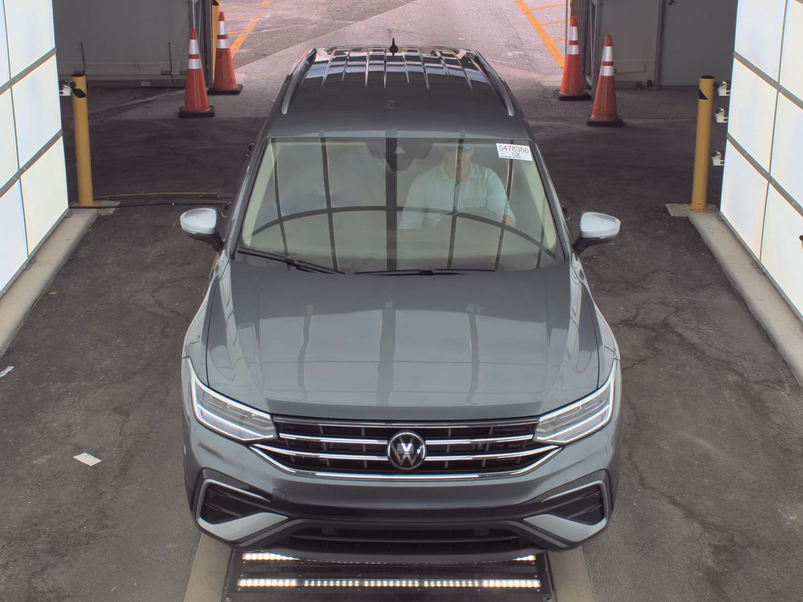 2024 Volkswagen Tiguan 2.0T Wolfsburg Edition FWD