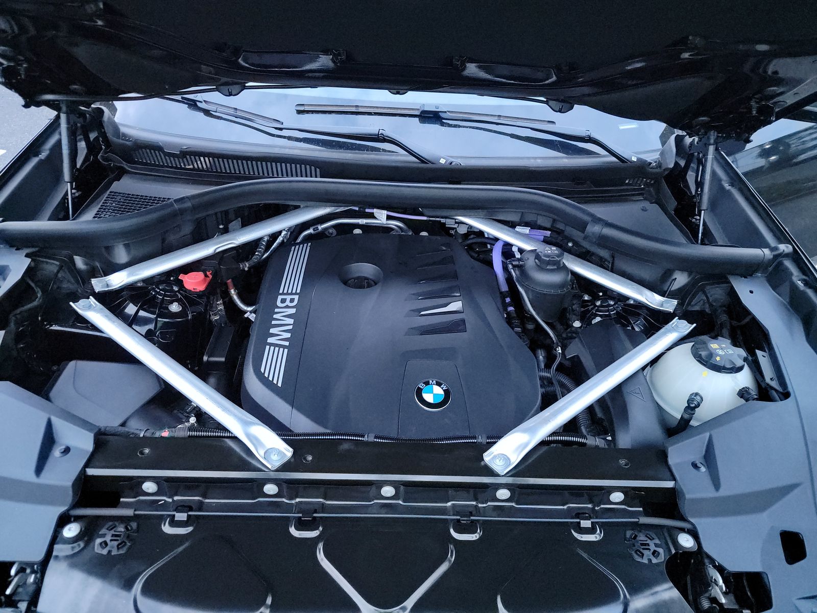 2024 BMW X6 xDrive40i AWD