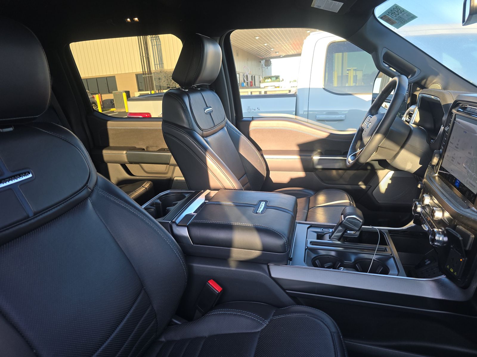 2024 Ford F-150 Platinum AWD