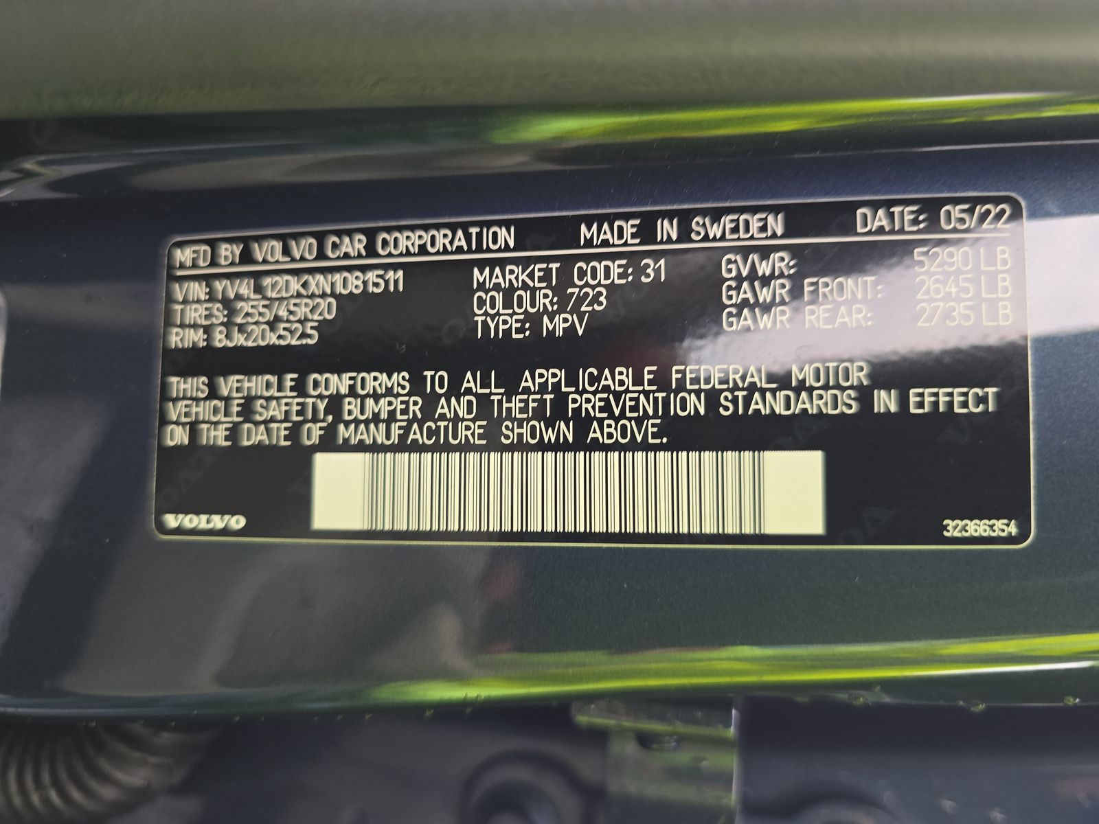 2022 Volvo XC60 B5 Momentum FWD