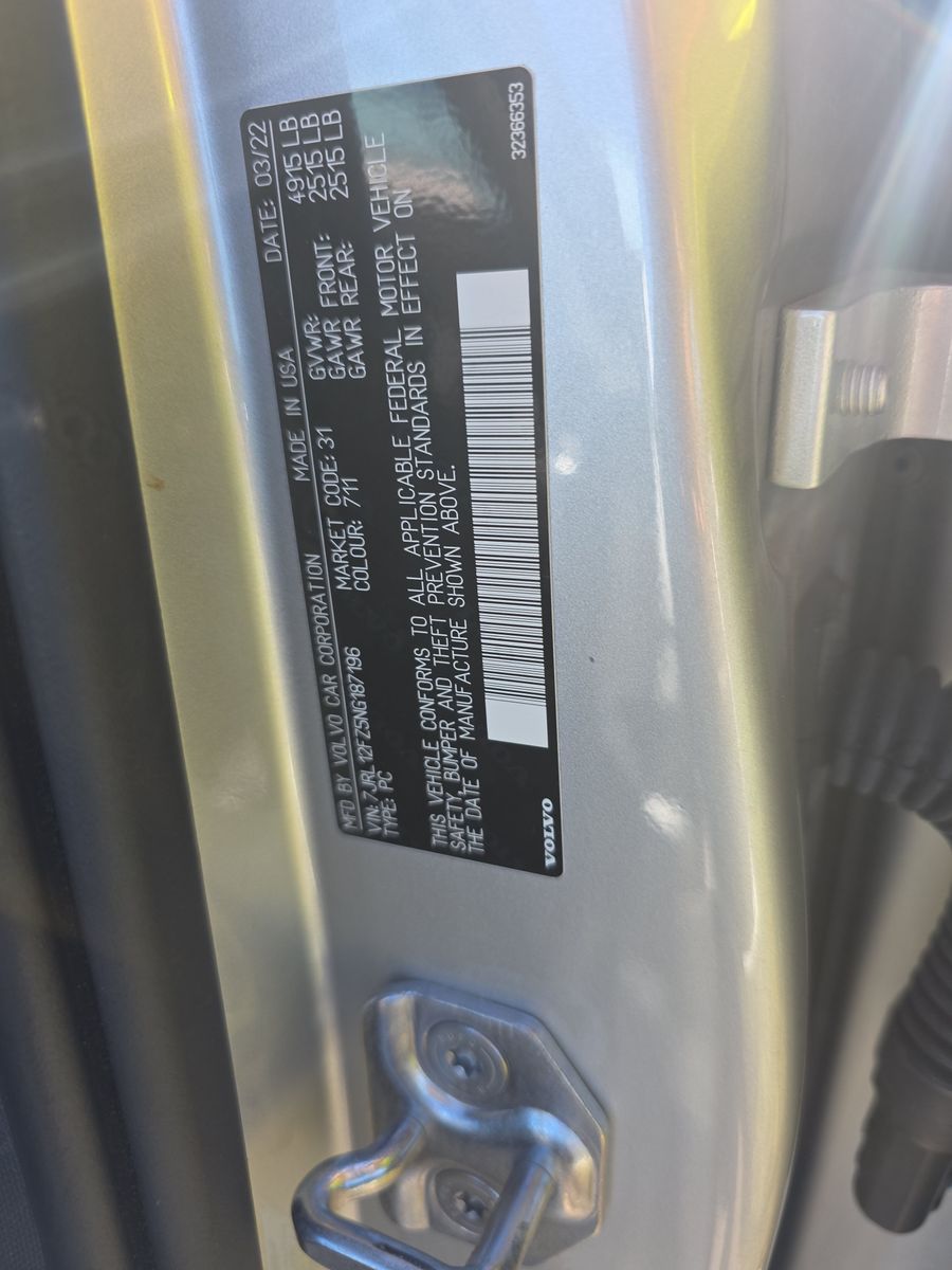 2022 Volvo S60 B5 Inscription FWD