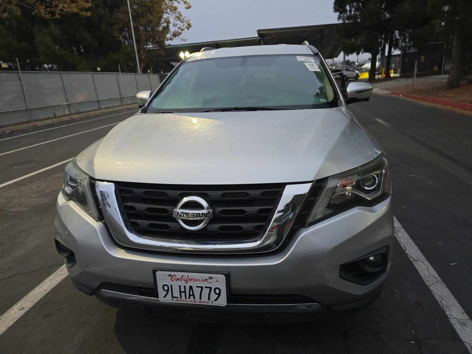 2018 Nissan Pathfinder SL FWD