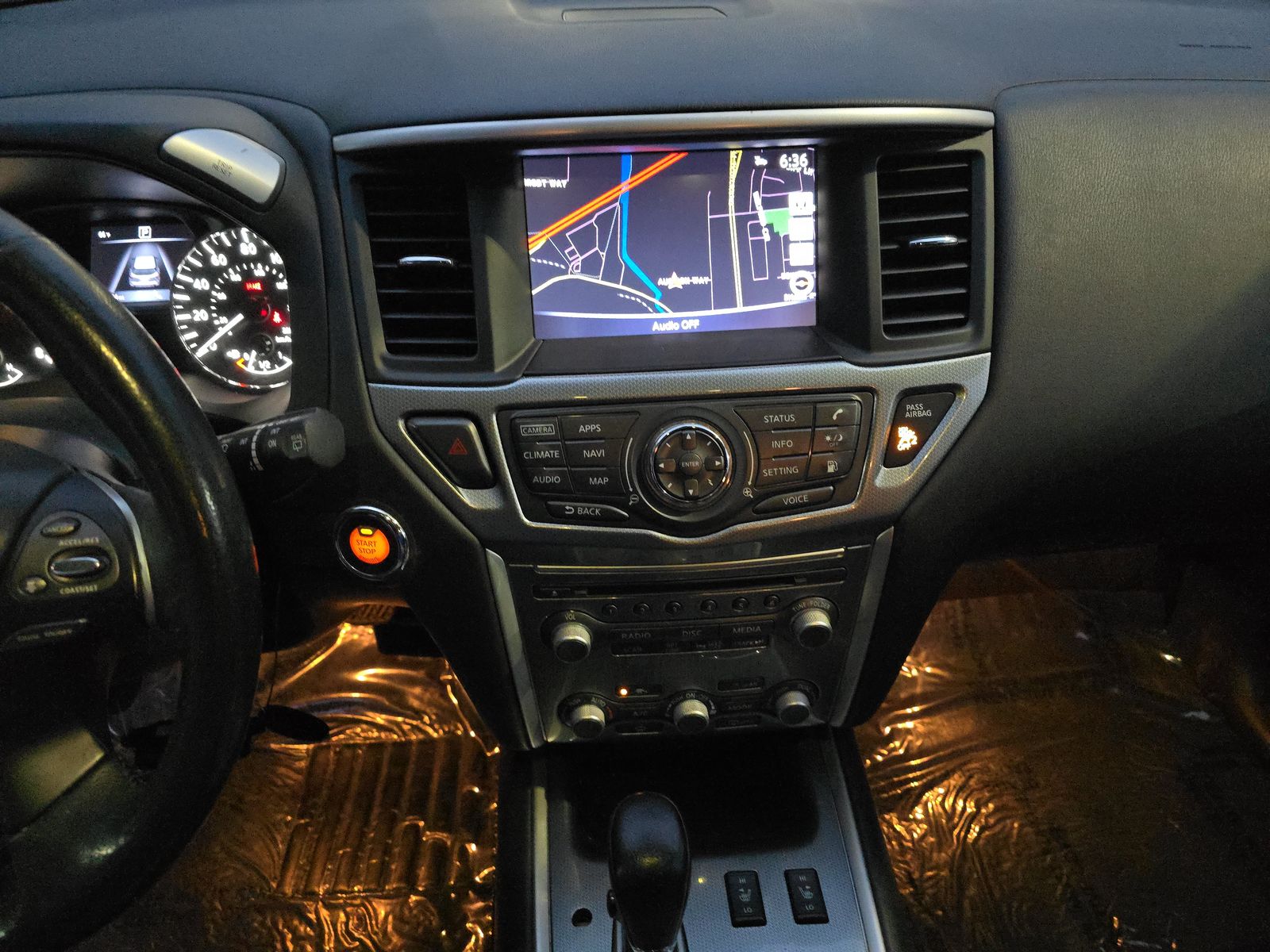 2018 Nissan Pathfinder SL FWD