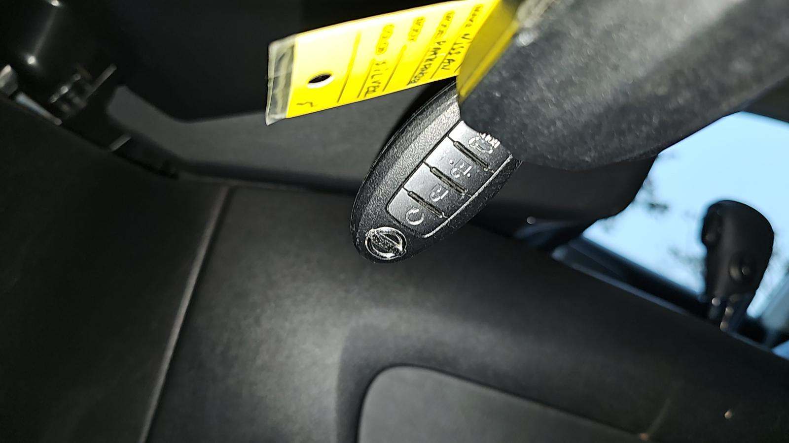 2018 Nissan Pathfinder SL FWD