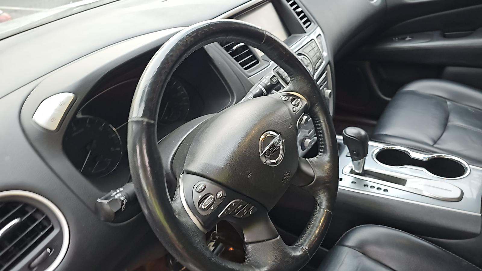 2018 Nissan Pathfinder SL FWD