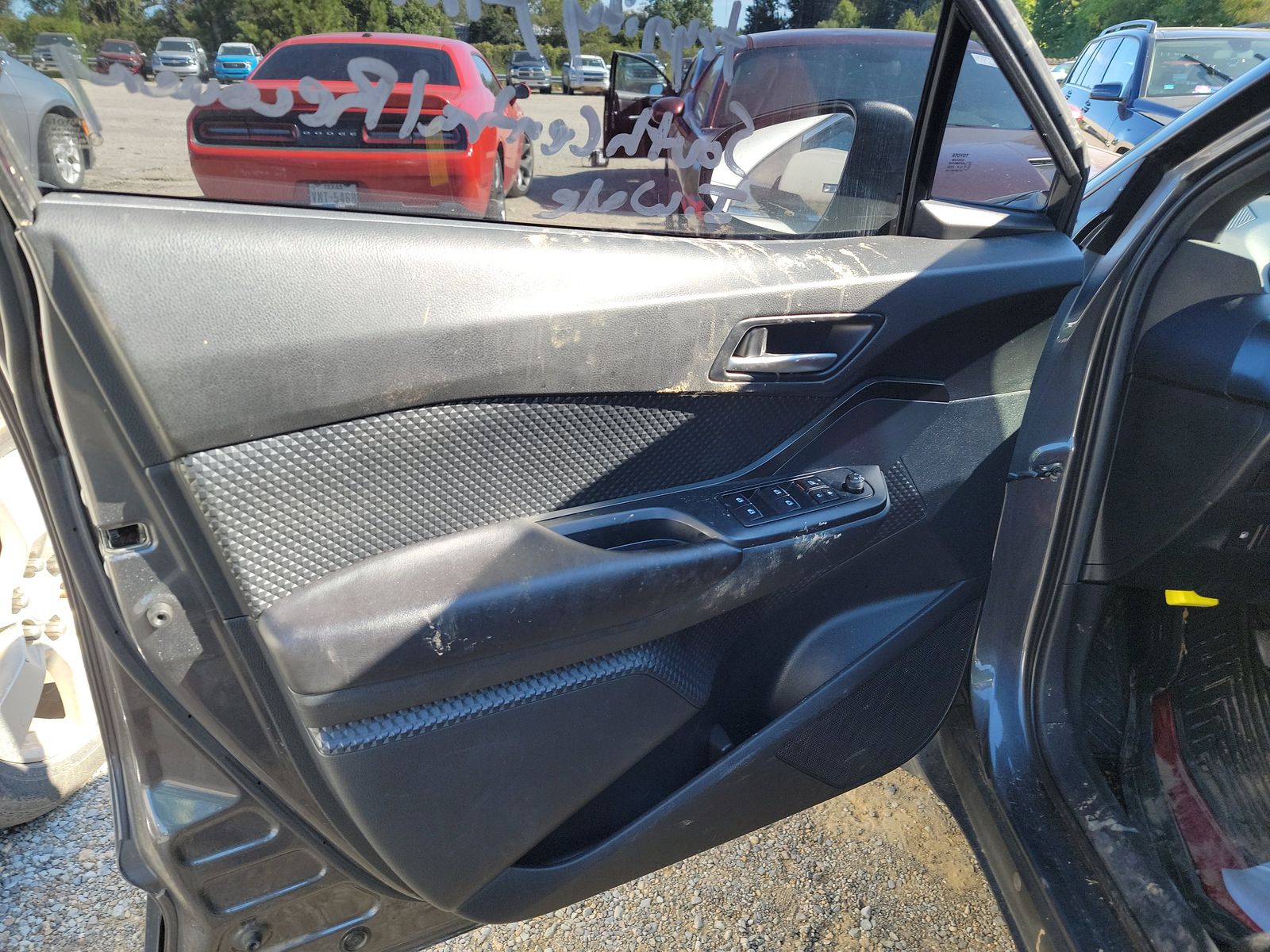 2018 Toyota C-HR XLE FWD