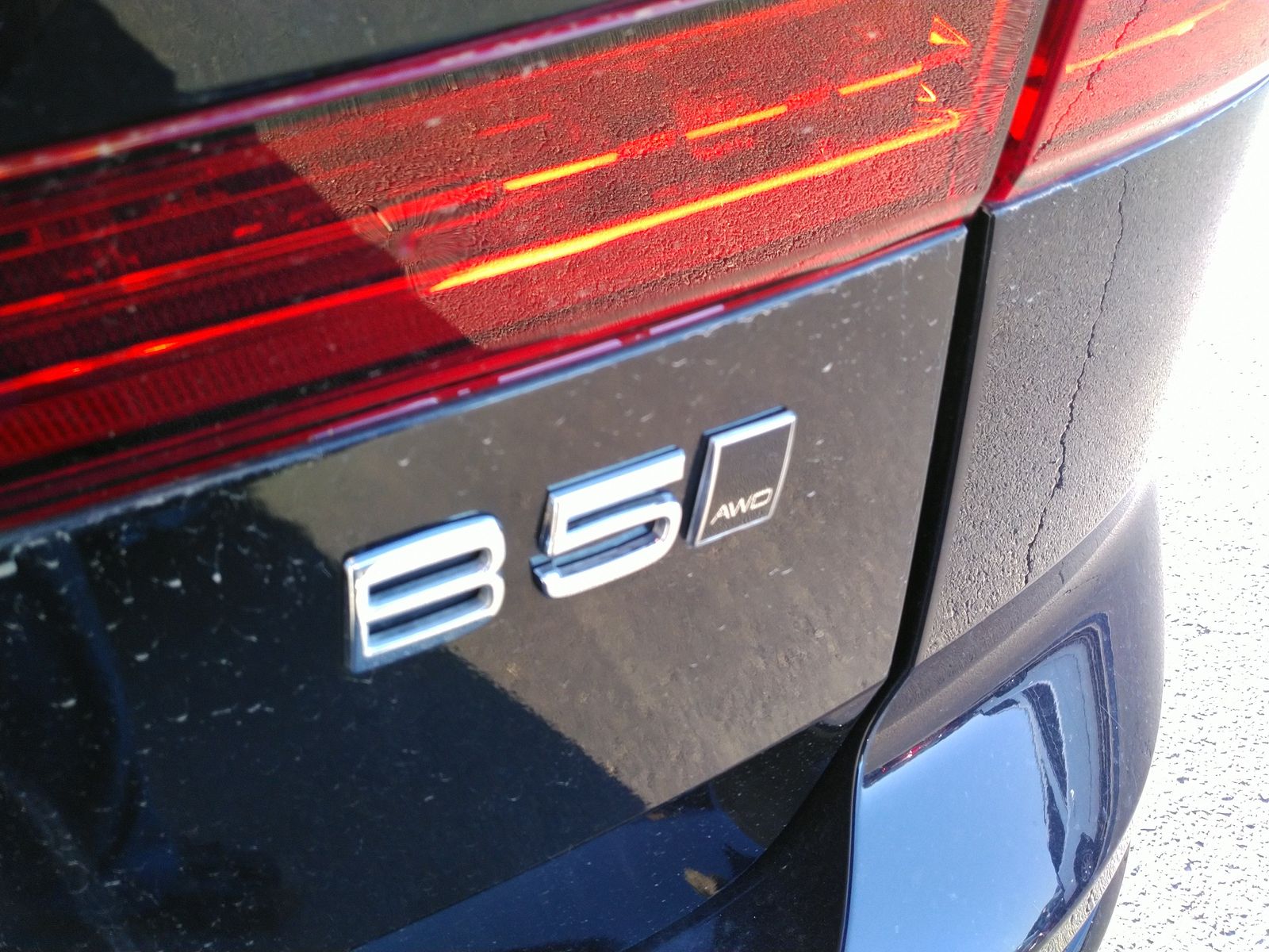 2025 Volvo XC60 B5 Plus AWD