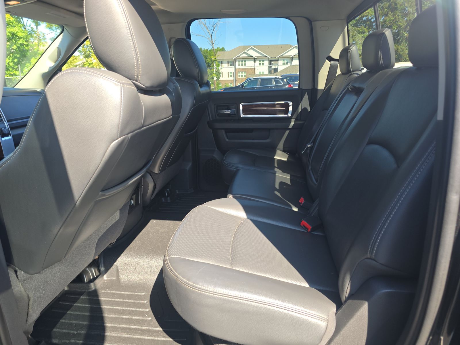 2010 Dodge Ram 1500 Laramie RWD