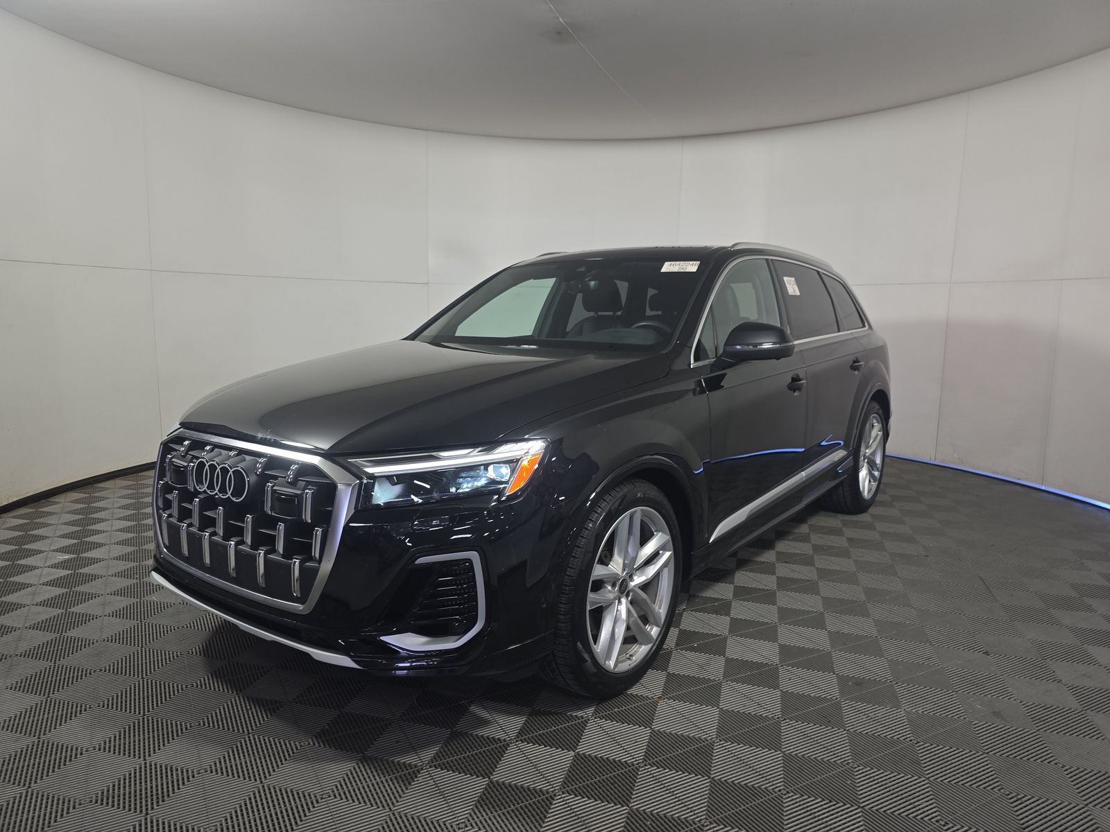 2025 Audi Q7 Premium Plus 55 TFSI
