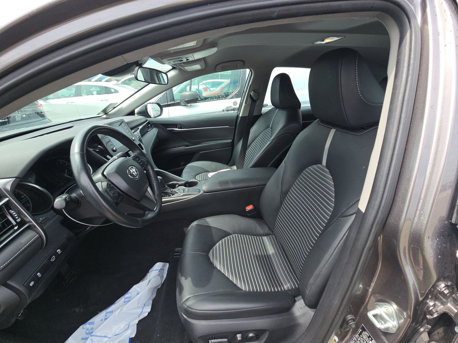 2024 Toyota Camry SE FWD