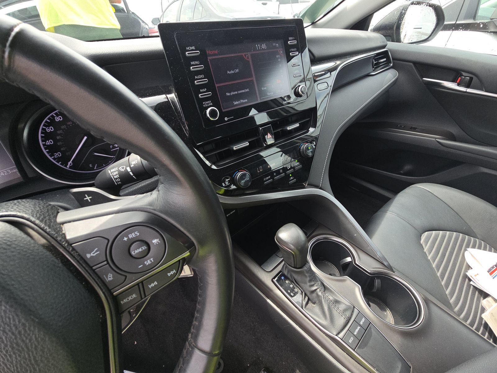 2024 Toyota Camry SE FWD