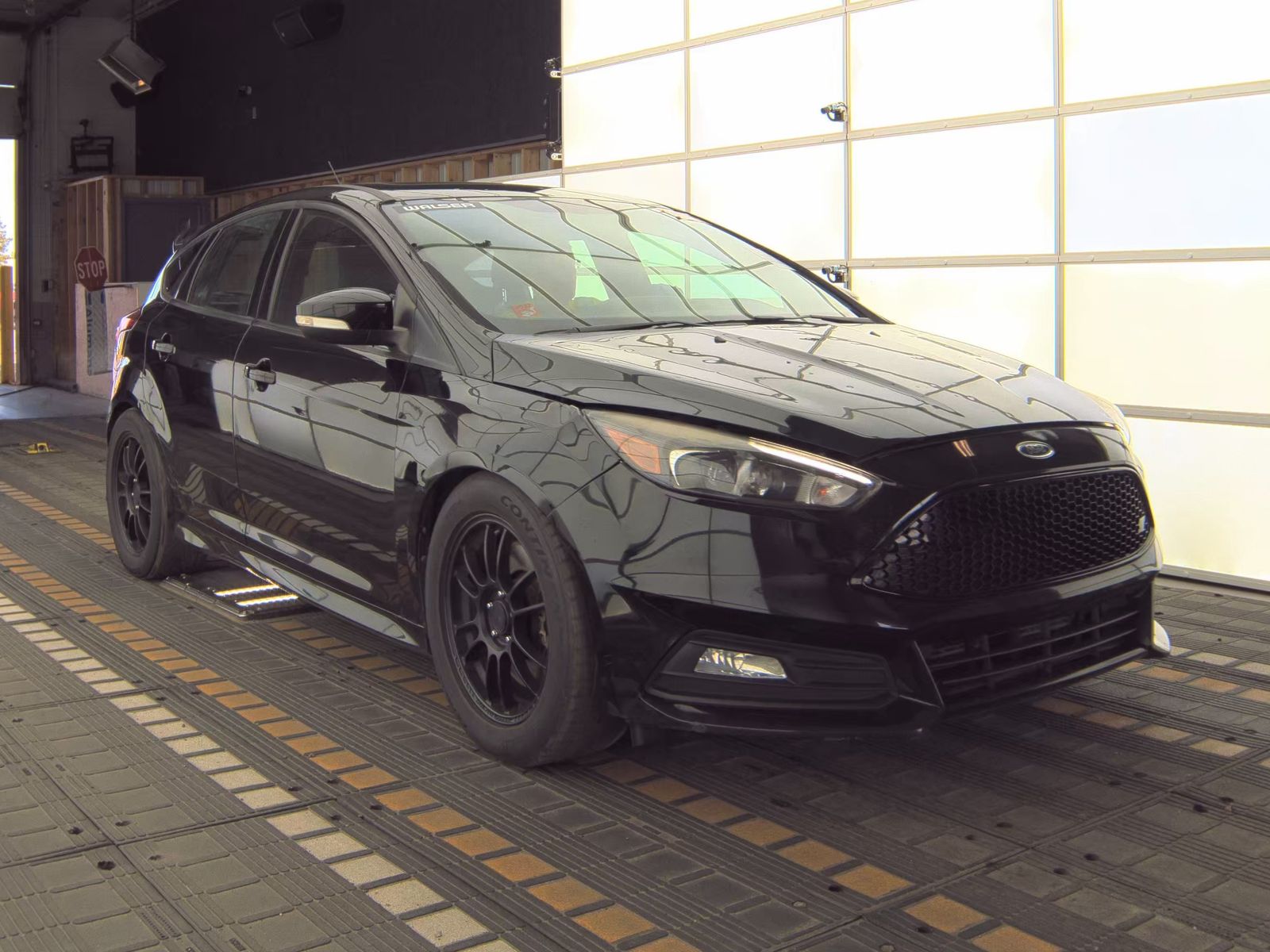 2016 Ford Focus ST FWD