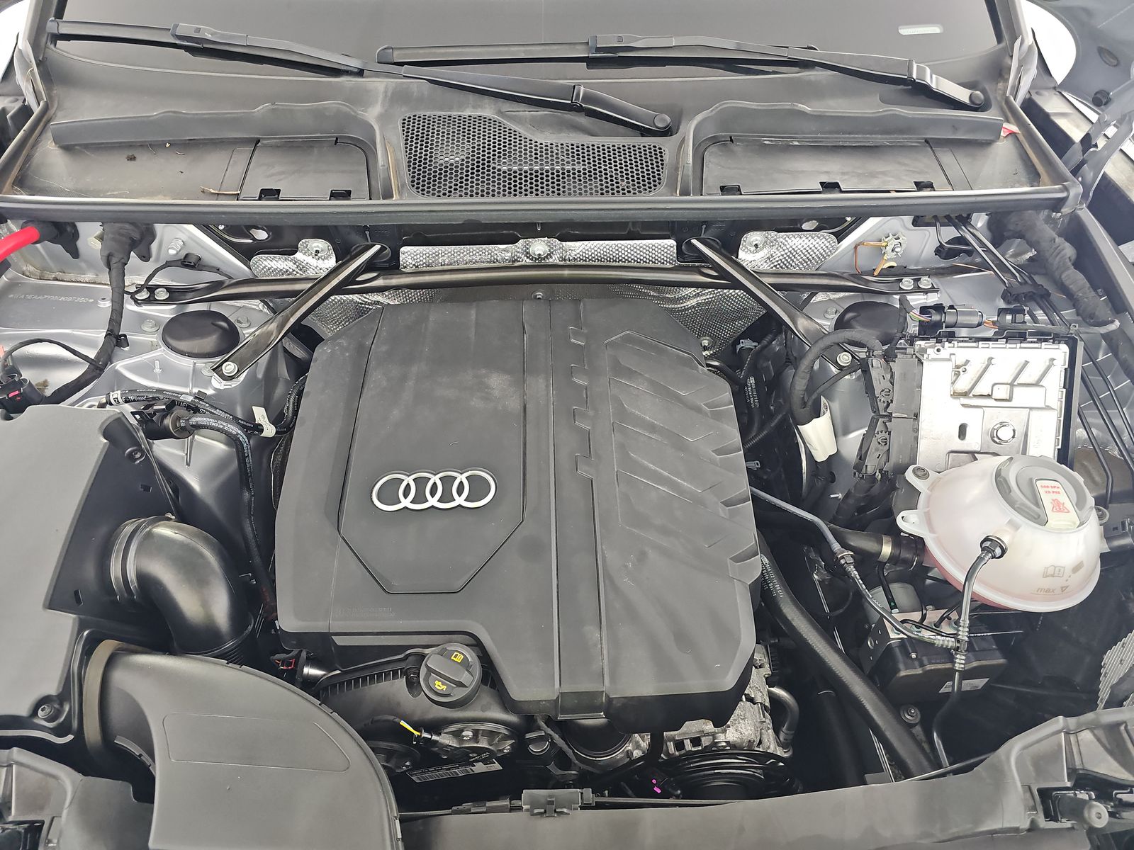 2022 Audi Q5 S line Premium Plus AWD