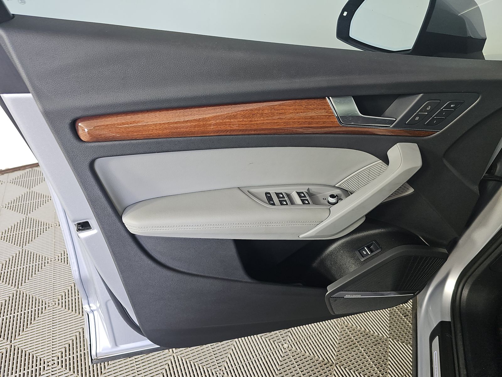 2022 Audi Q5 S line Premium Plus AWD