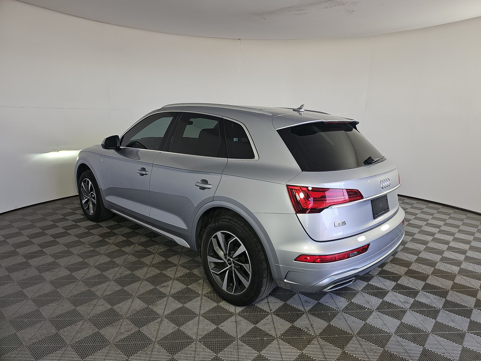 2022 Audi Q5 S line Premium Plus AWD