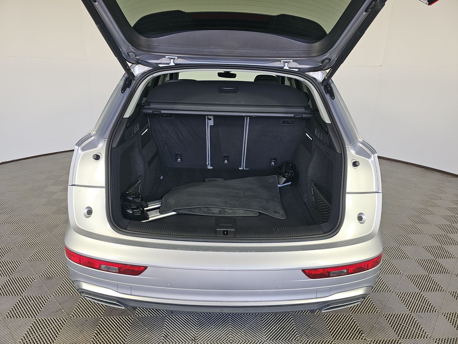 2022 Audi Q5 S line Premium Plus AWD