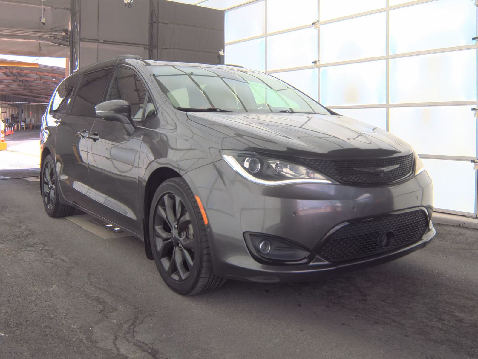 2020 Chrysler Pacifica Limited 35th Anniversary FWD