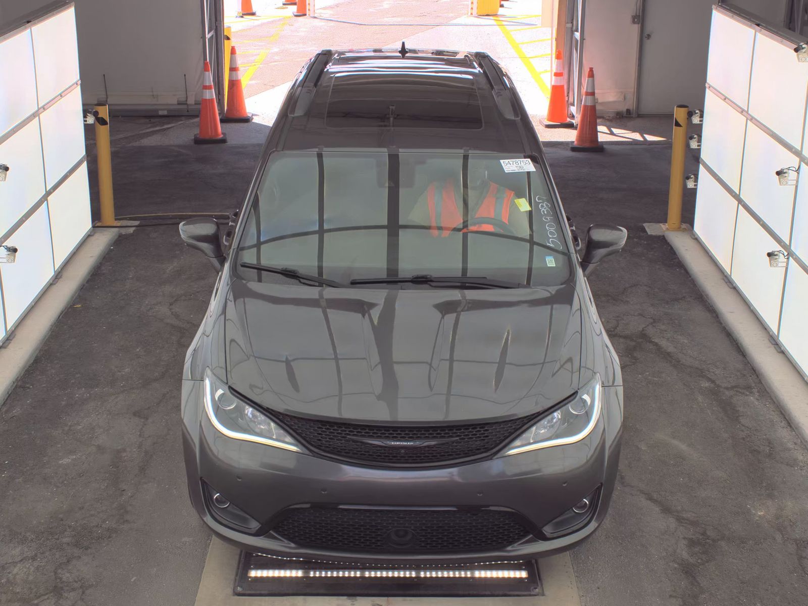 2020 Chrysler Pacifica Limited 35th Anniversary FWD