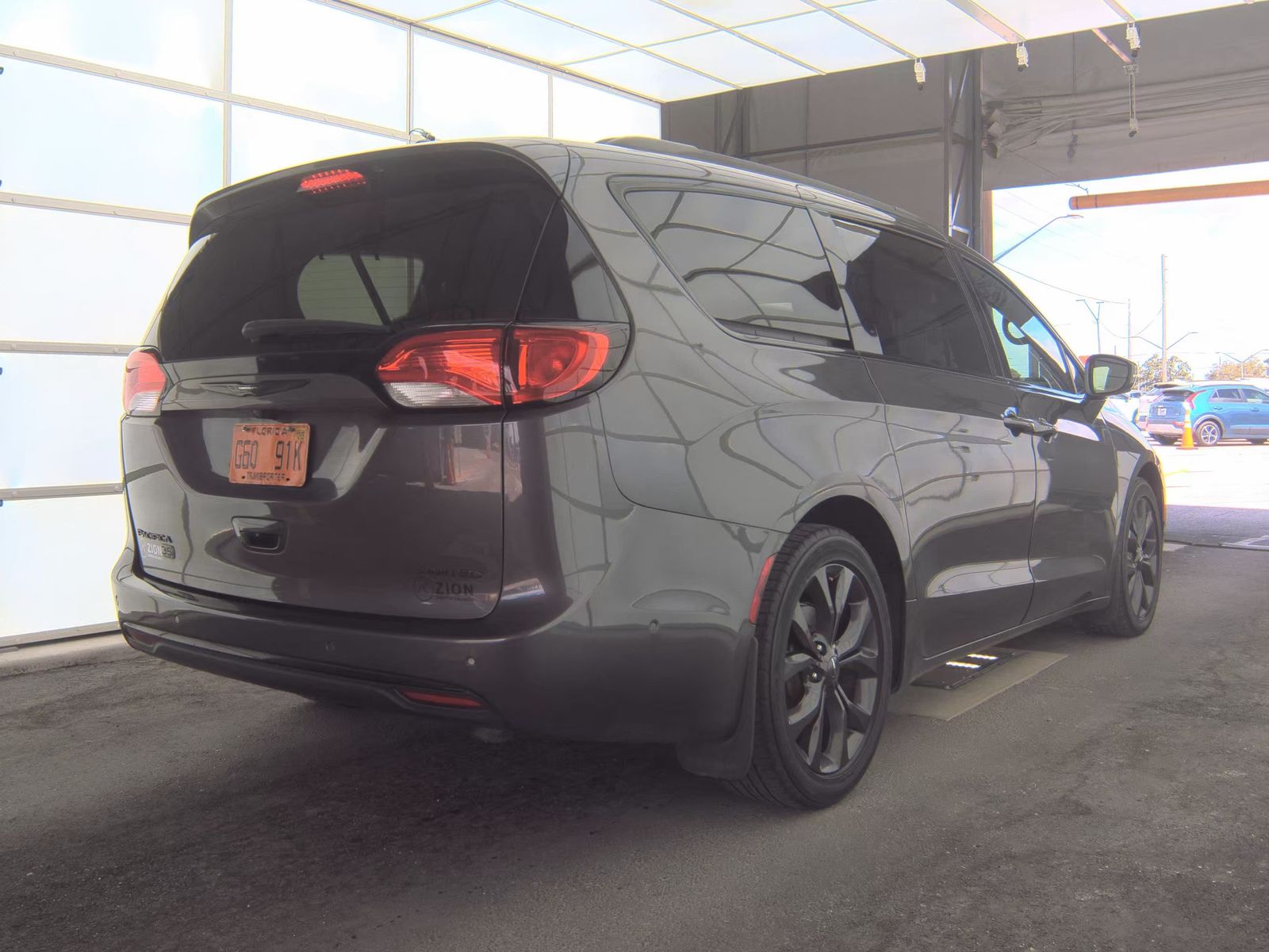 2020 Chrysler Pacifica Limited 35th Anniversary FWD