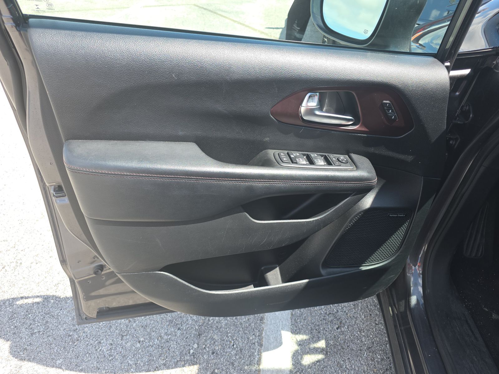 2020 Chrysler Pacifica Limited 35th Anniversary FWD