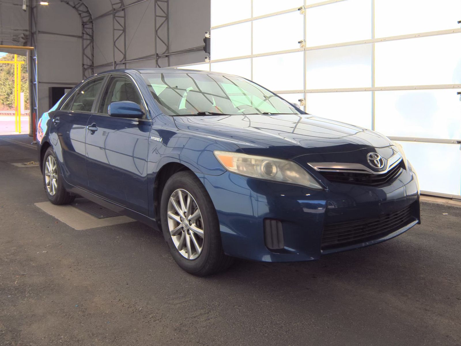 2011 Toyota Camry Hybrid FWD
