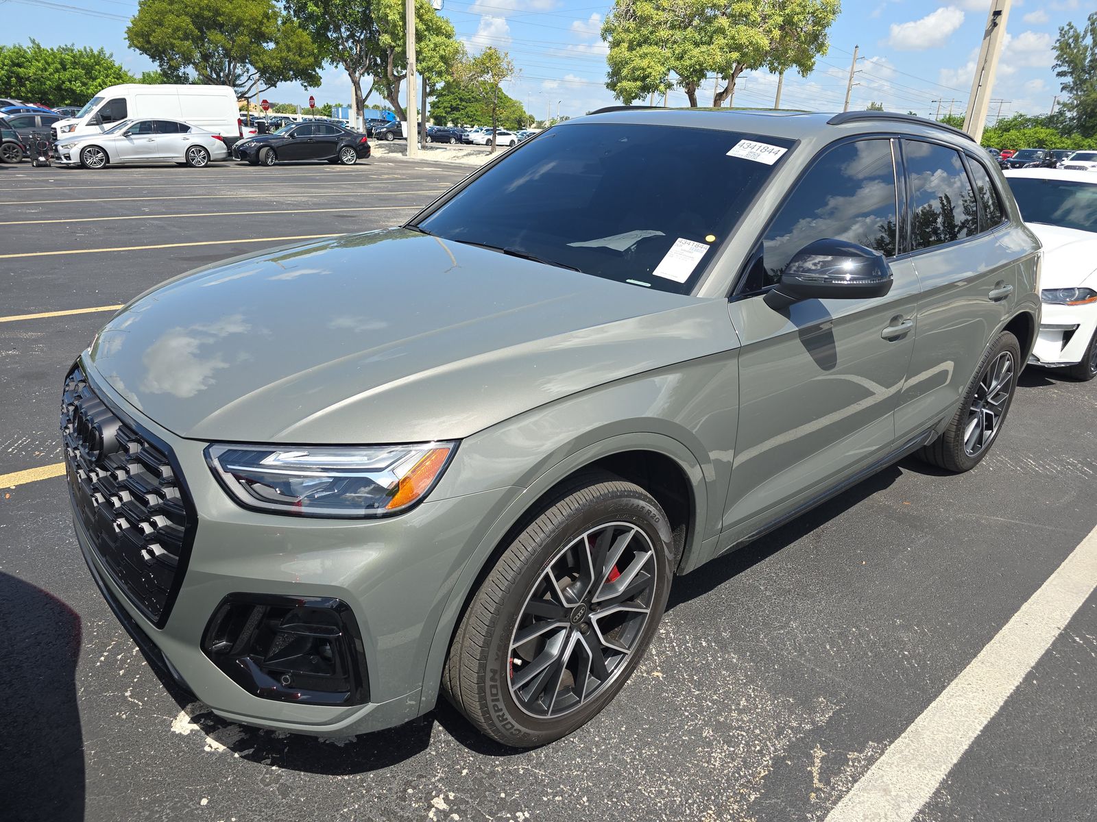 2025 Audi SQ5 Premium Plus