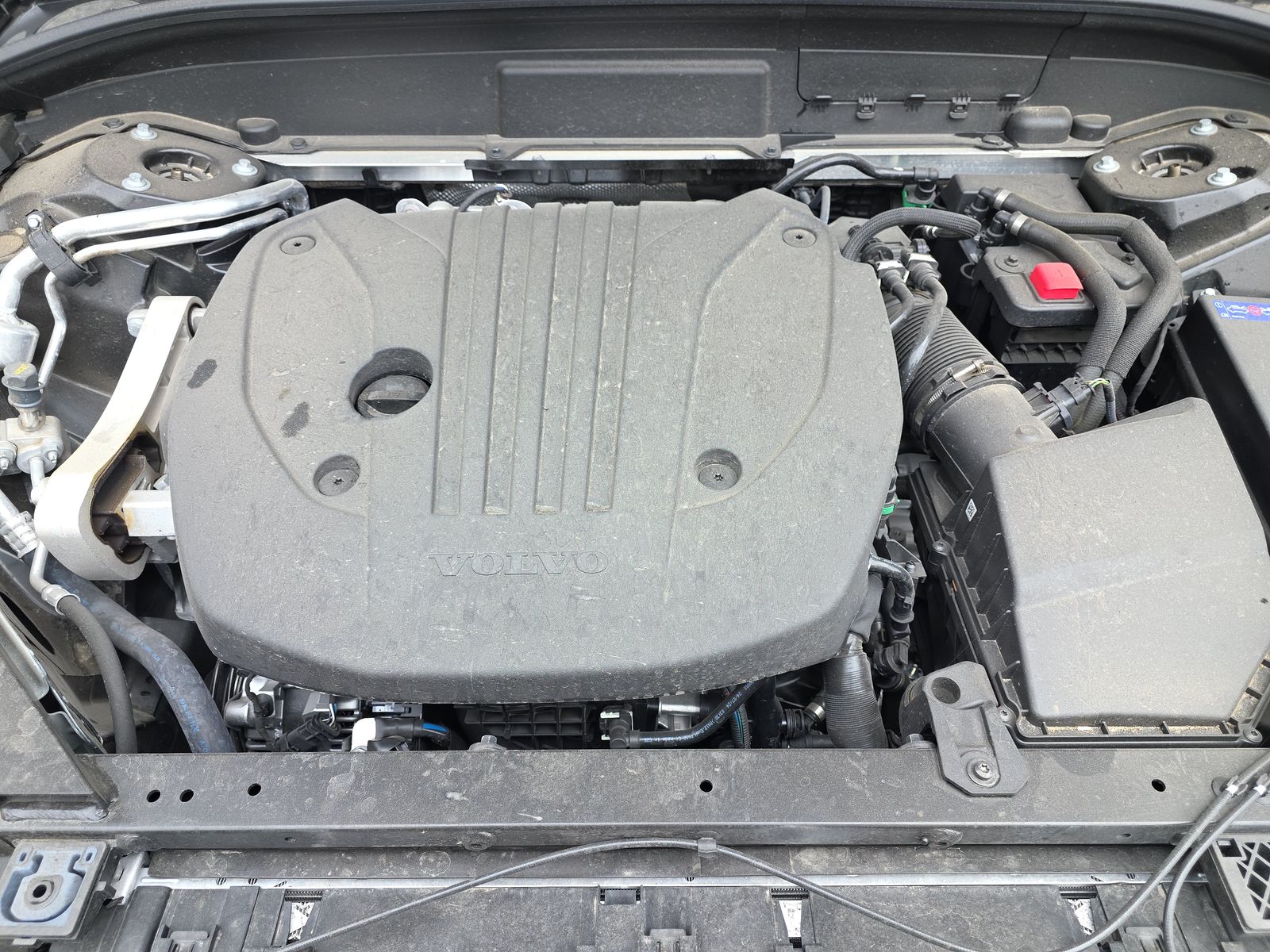 2025 Volvo XC60 B5 Plus AWD