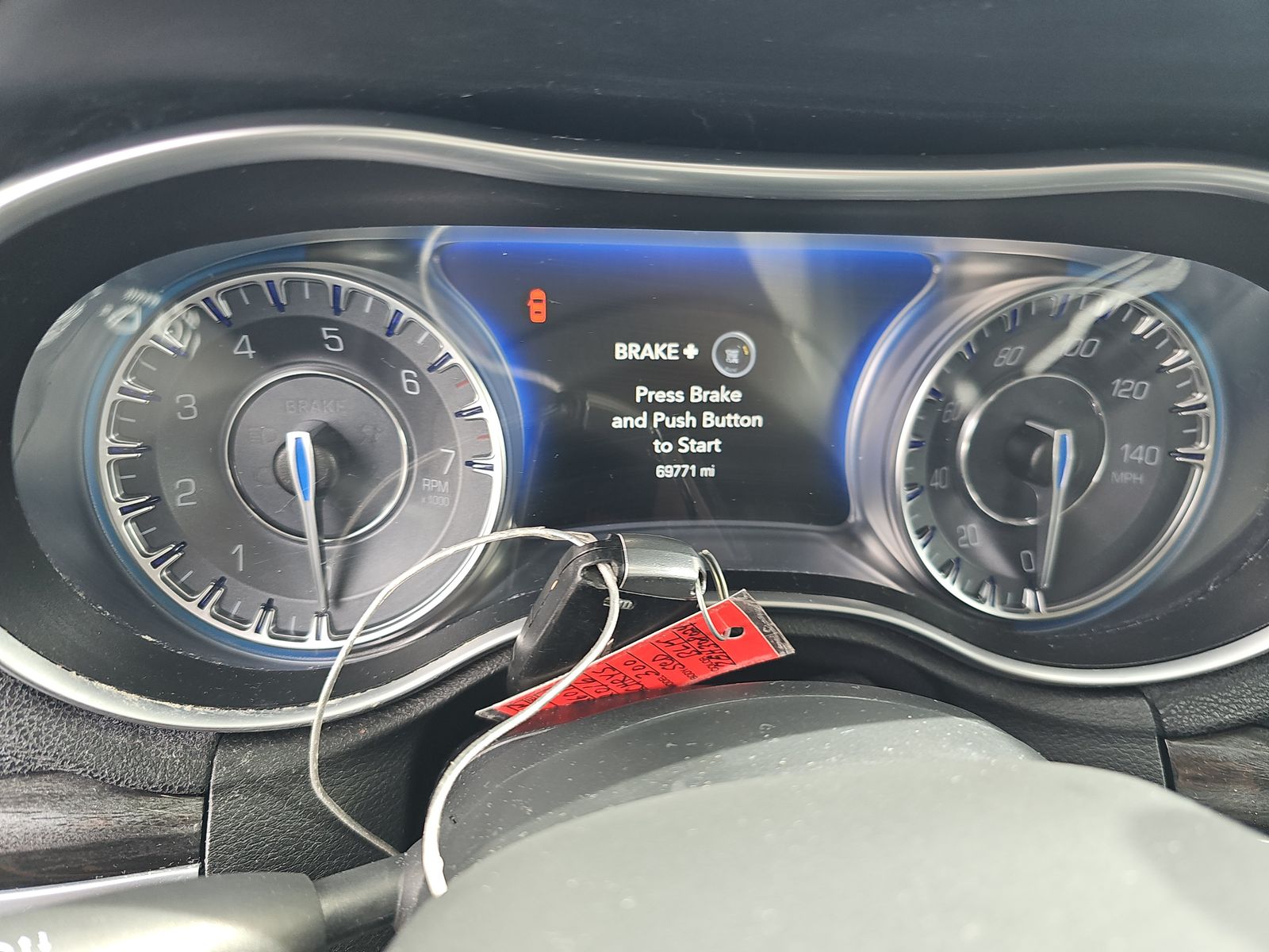 2016 Chrysler 300 Limited RWD