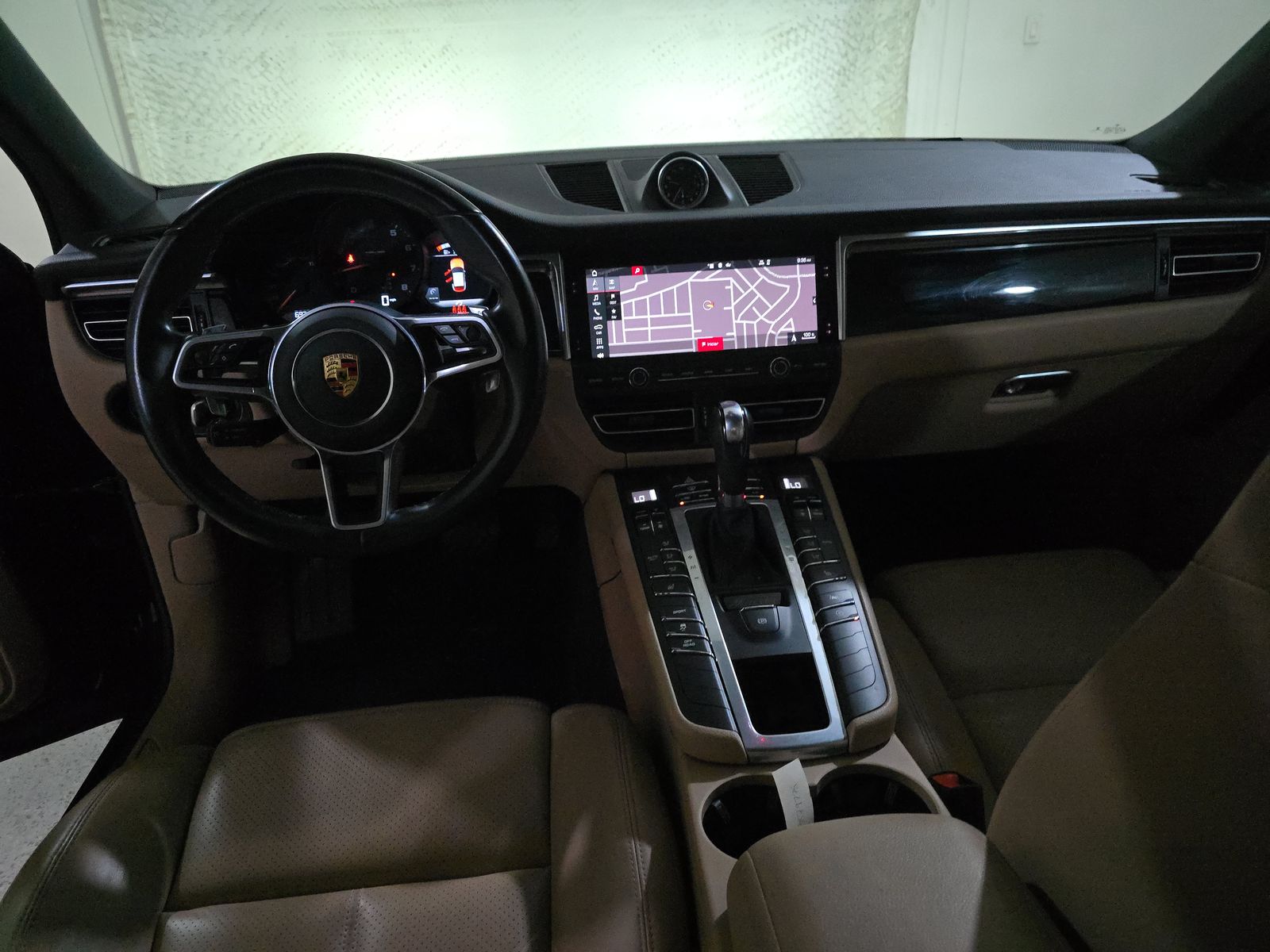 2021 Porsche Macan Base AWD