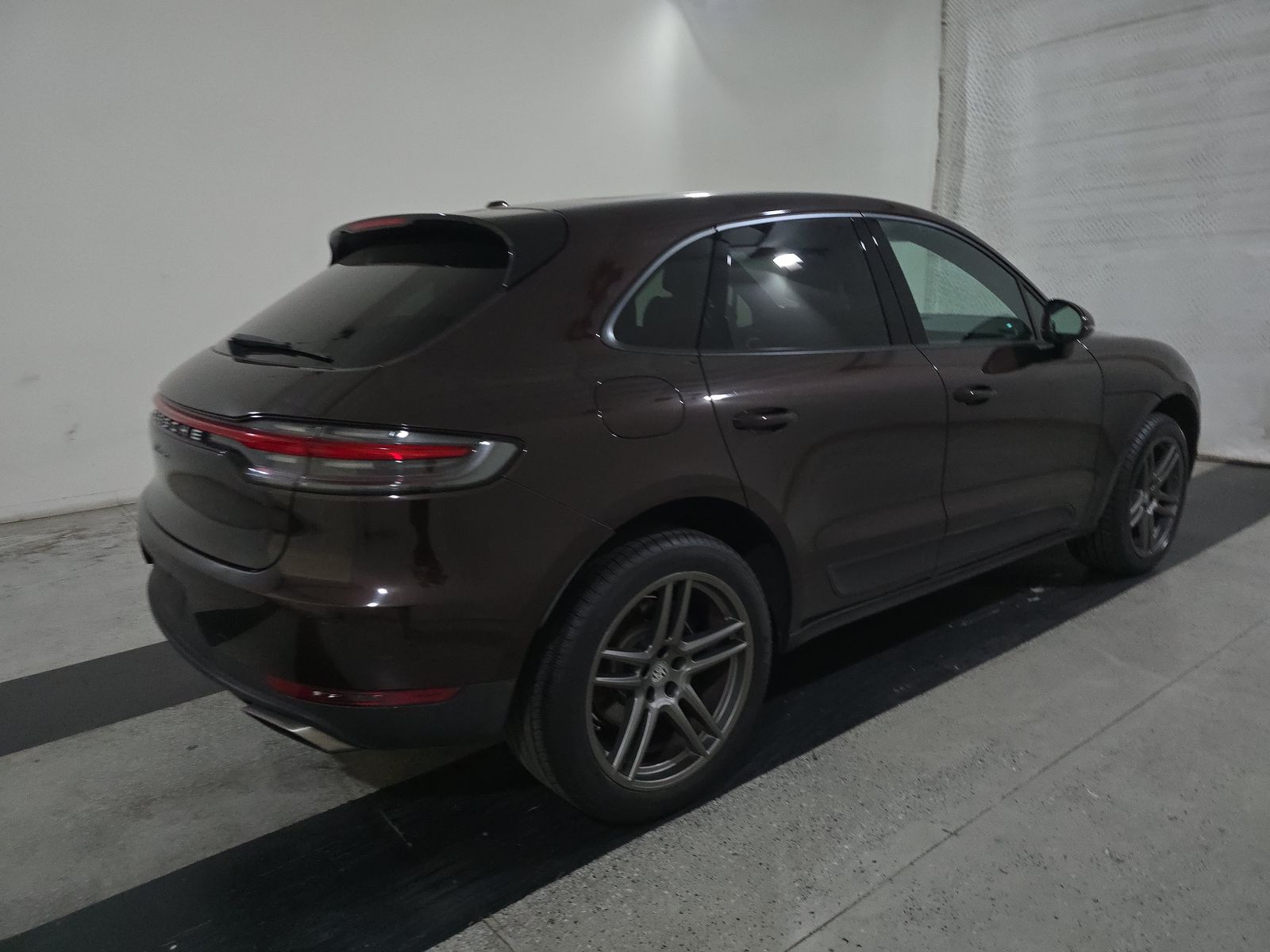 2021 Porsche Macan Base AWD