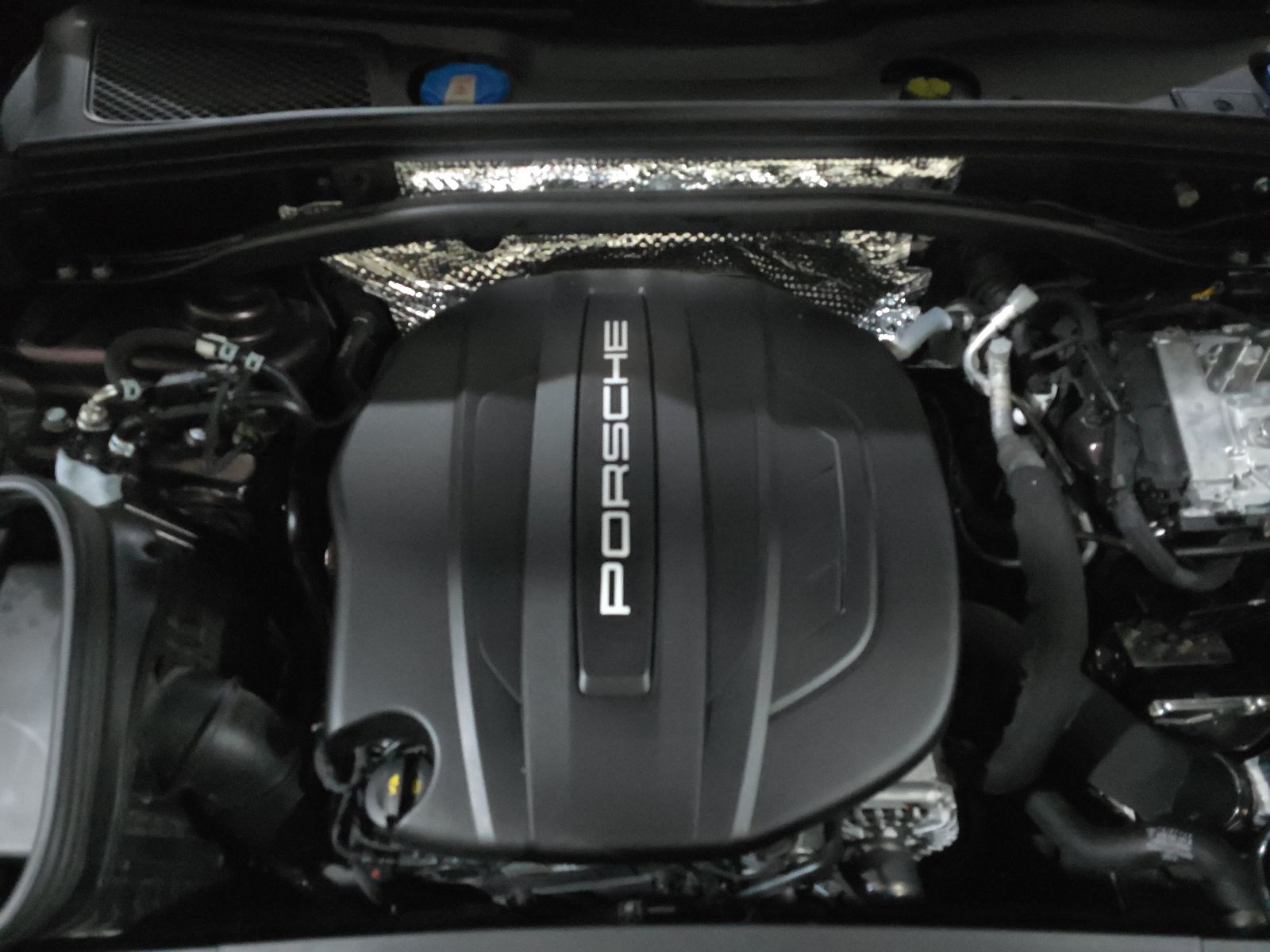 2021 Porsche Macan Base AWD