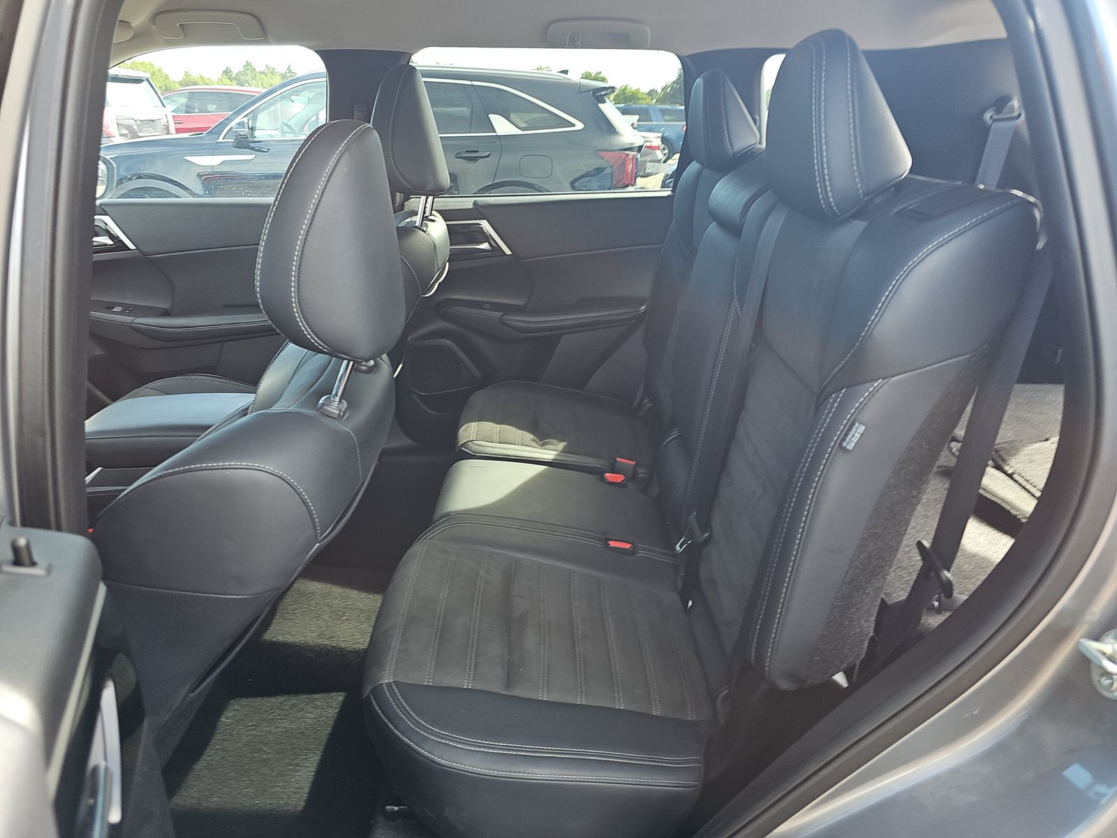 2024 Mitsubishi Outlander SE AWD