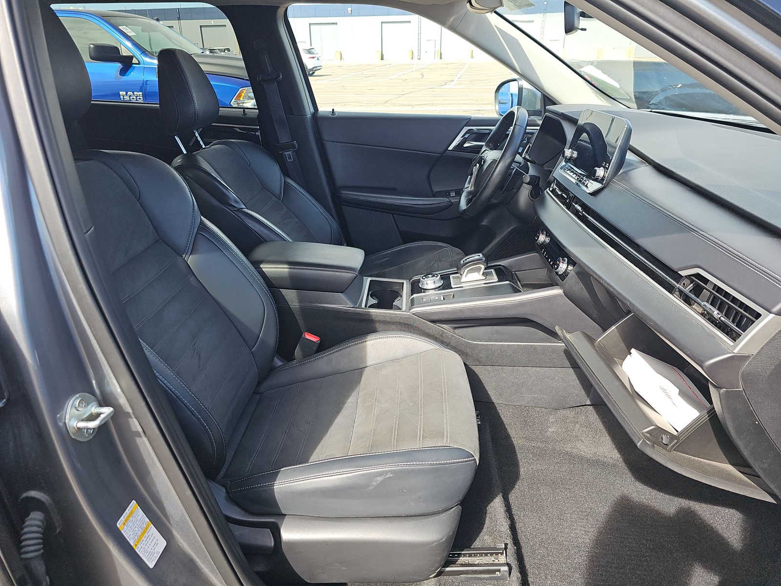 2024 Mitsubishi Outlander SE AWD