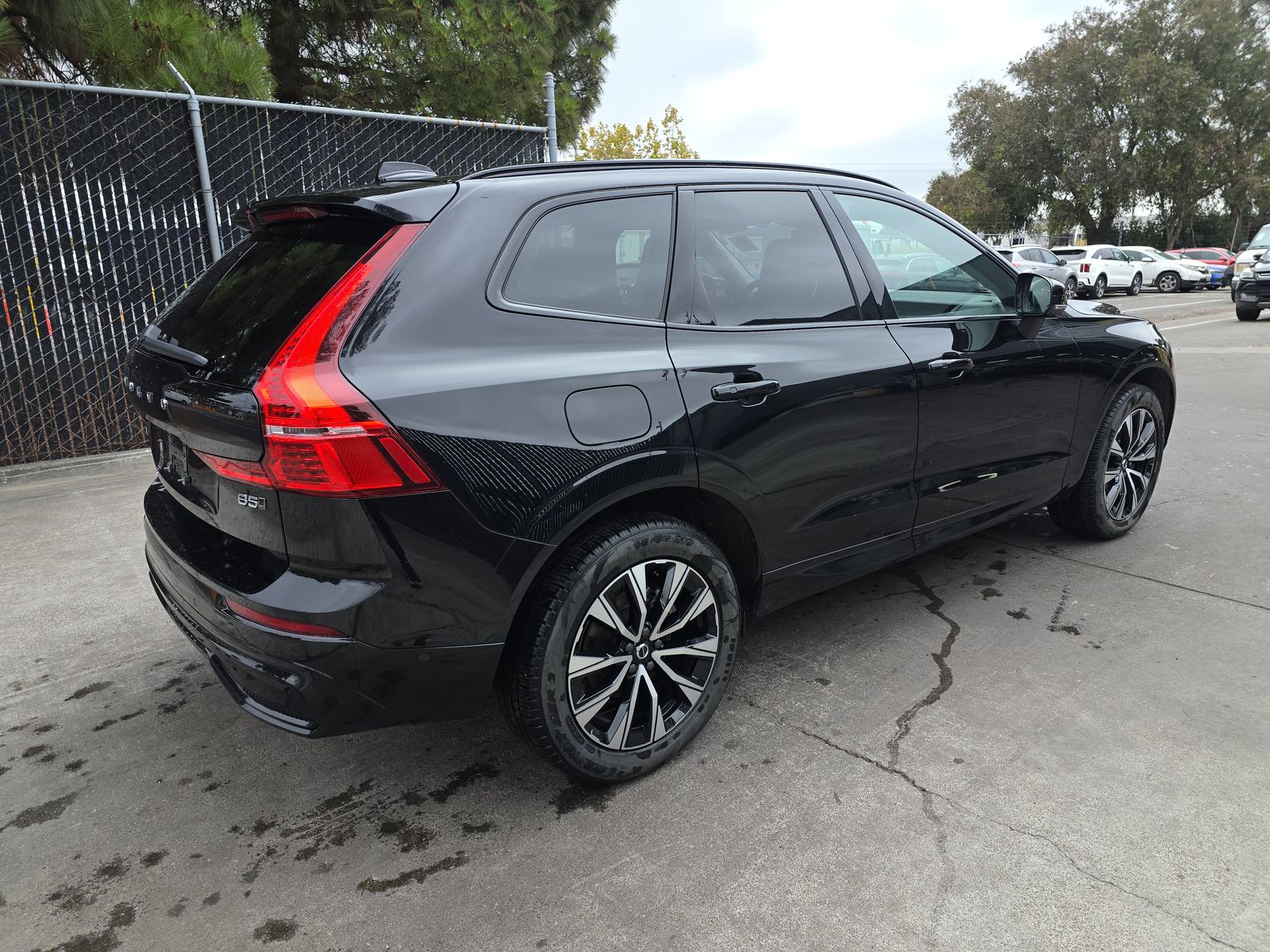 2025 Volvo XC60 B5 Plus AWD