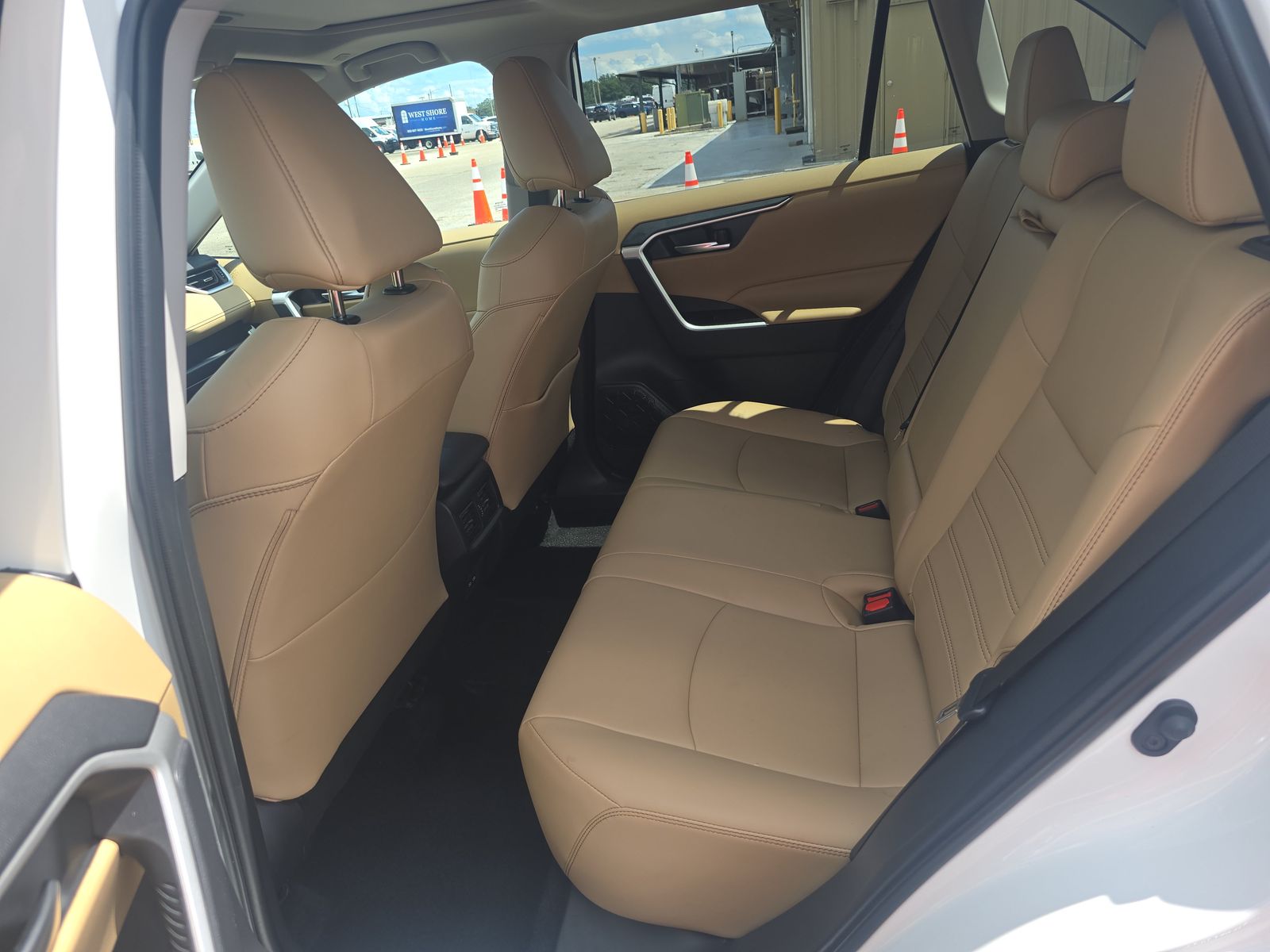 2025 Toyota RAV4 XLE Premium FWD