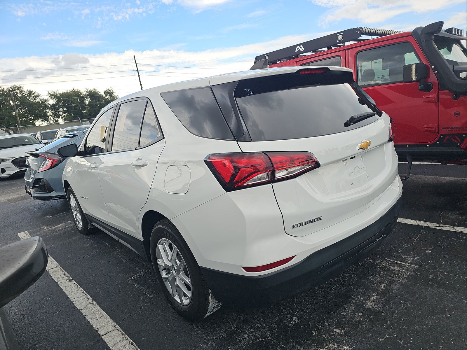 2022 Chevrolet Equinox LS FWD