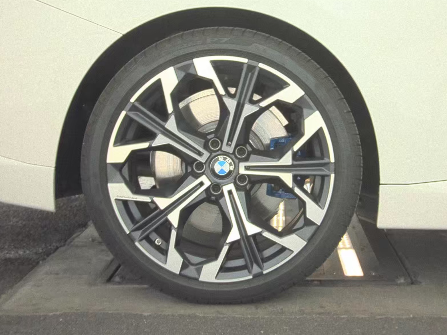 2025 BMW 2 Series M240i xDrive AWD