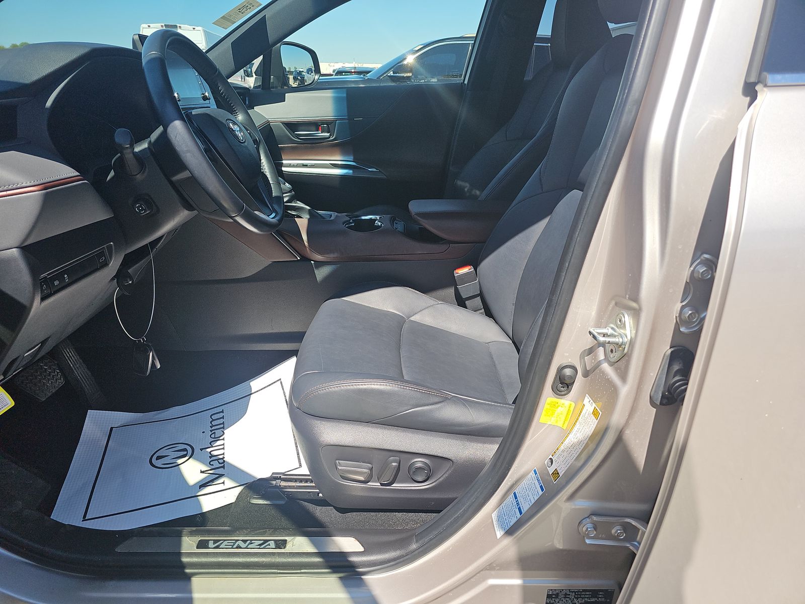 2022 Toyota Venza XLE AWD