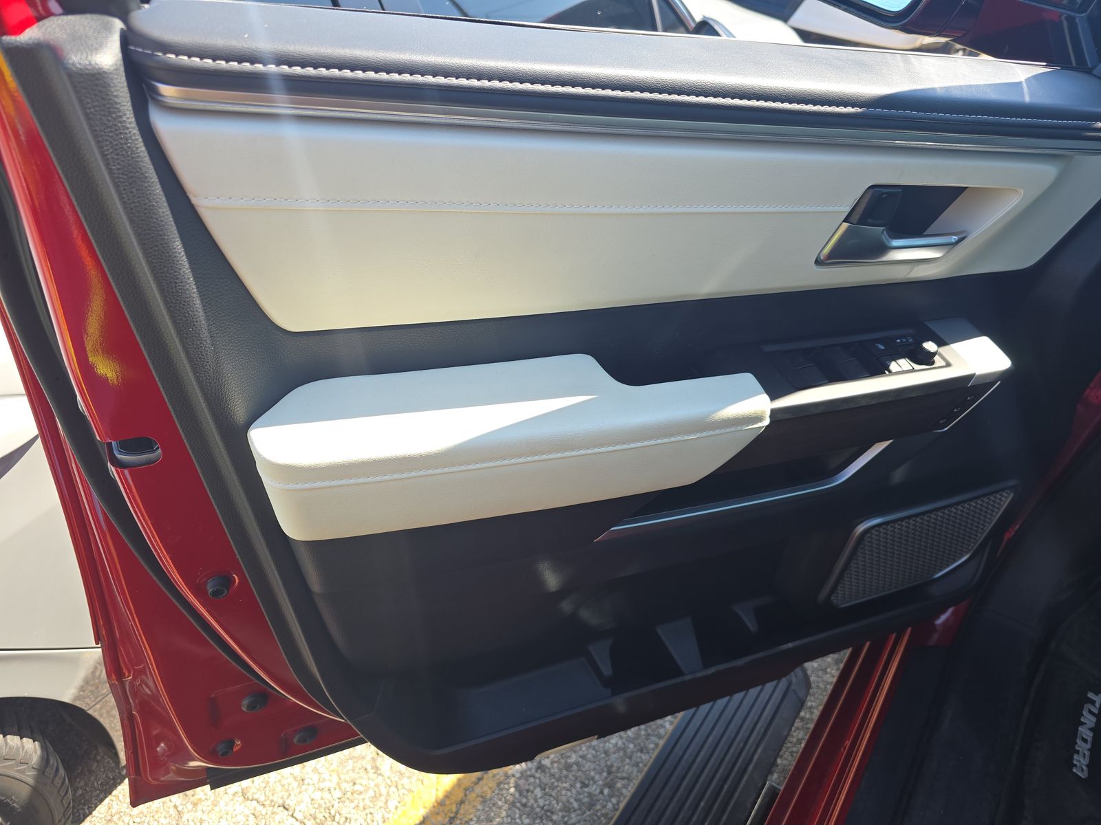 2024 Toyota Tundra Hybrid Capstone AWD