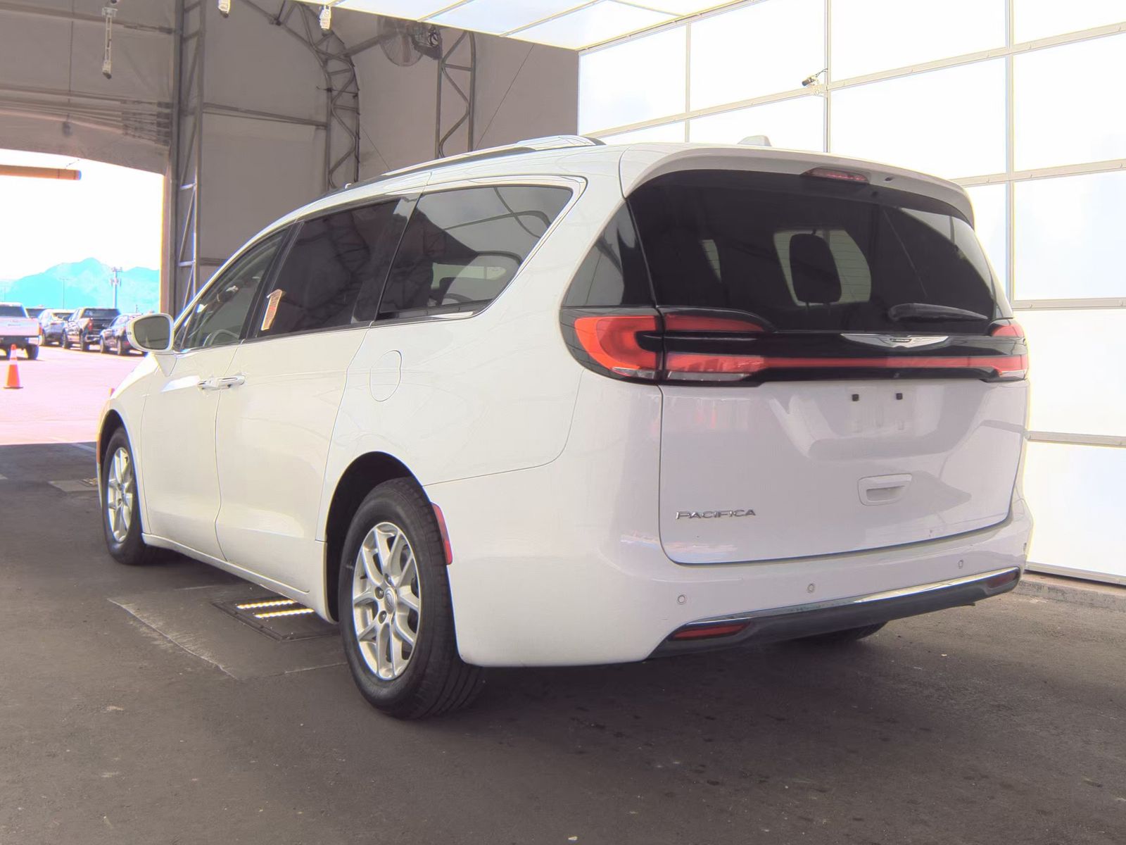 2021 Chrysler Pacifica Touring L FWD