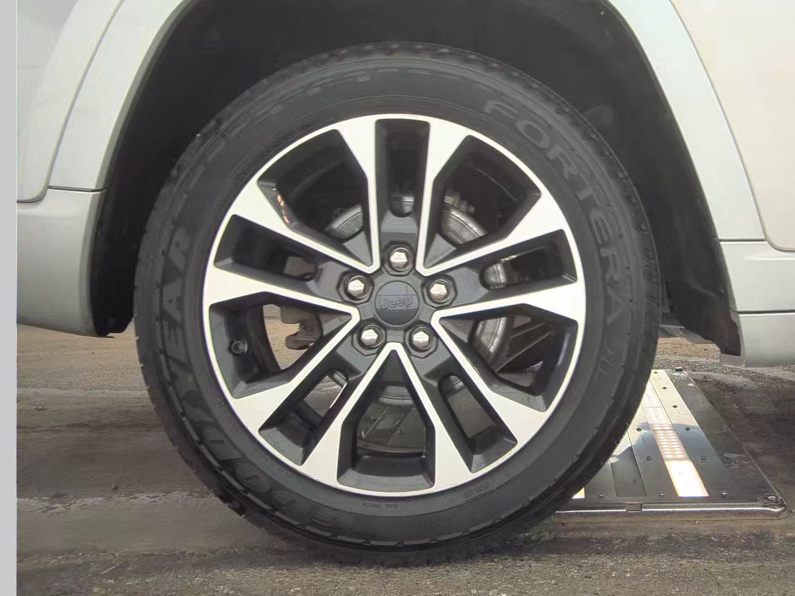 2022 Jeep Grand Cherokee Overland AWD