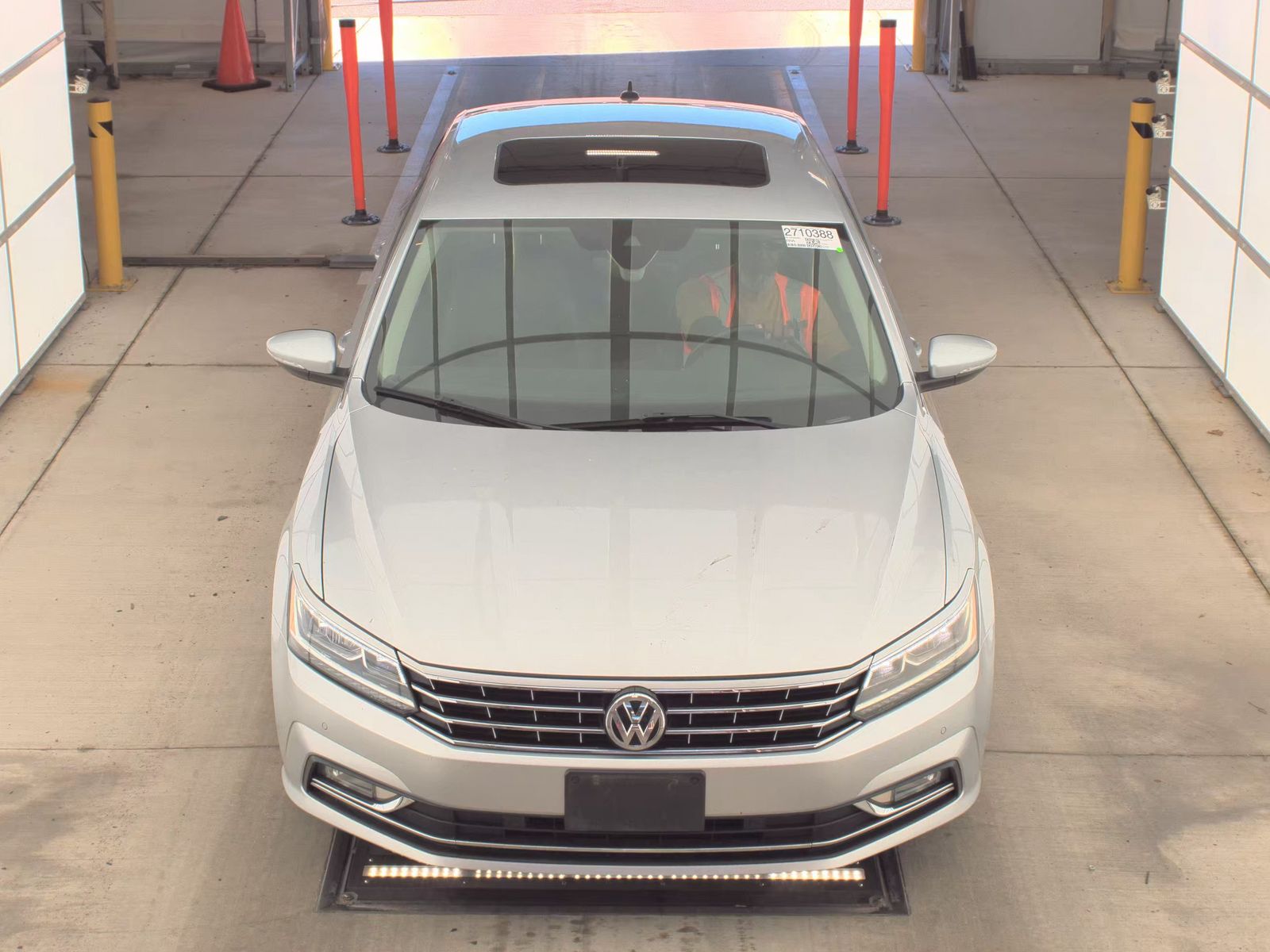 2017 Volkswagen Passat 3.6L SEL Premium FWD
