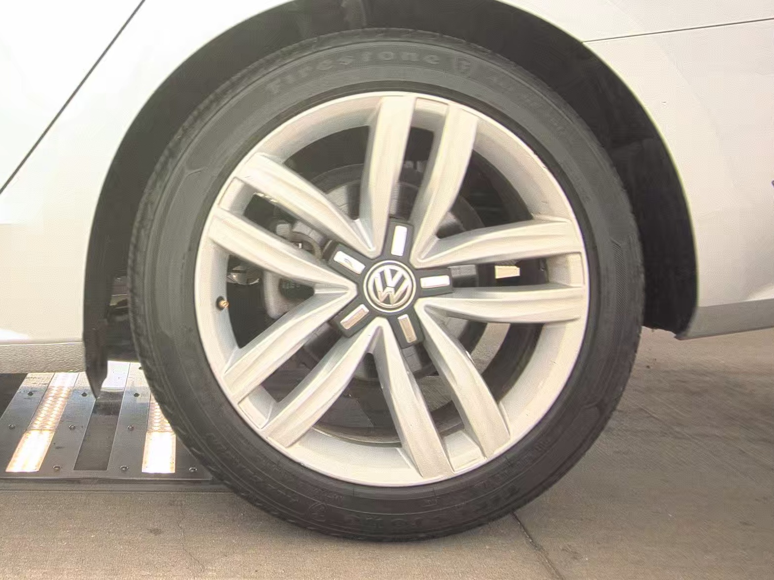 2017 Volkswagen Passat 3.6L SEL Premium FWD