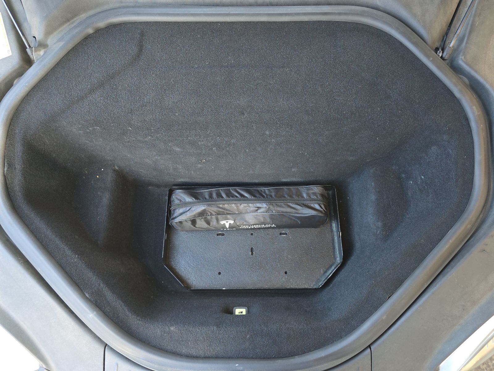 2015 Tesla Model S P85D AWD