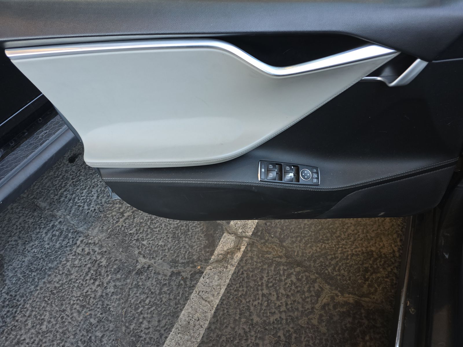 2015 Tesla Model S P85D AWD