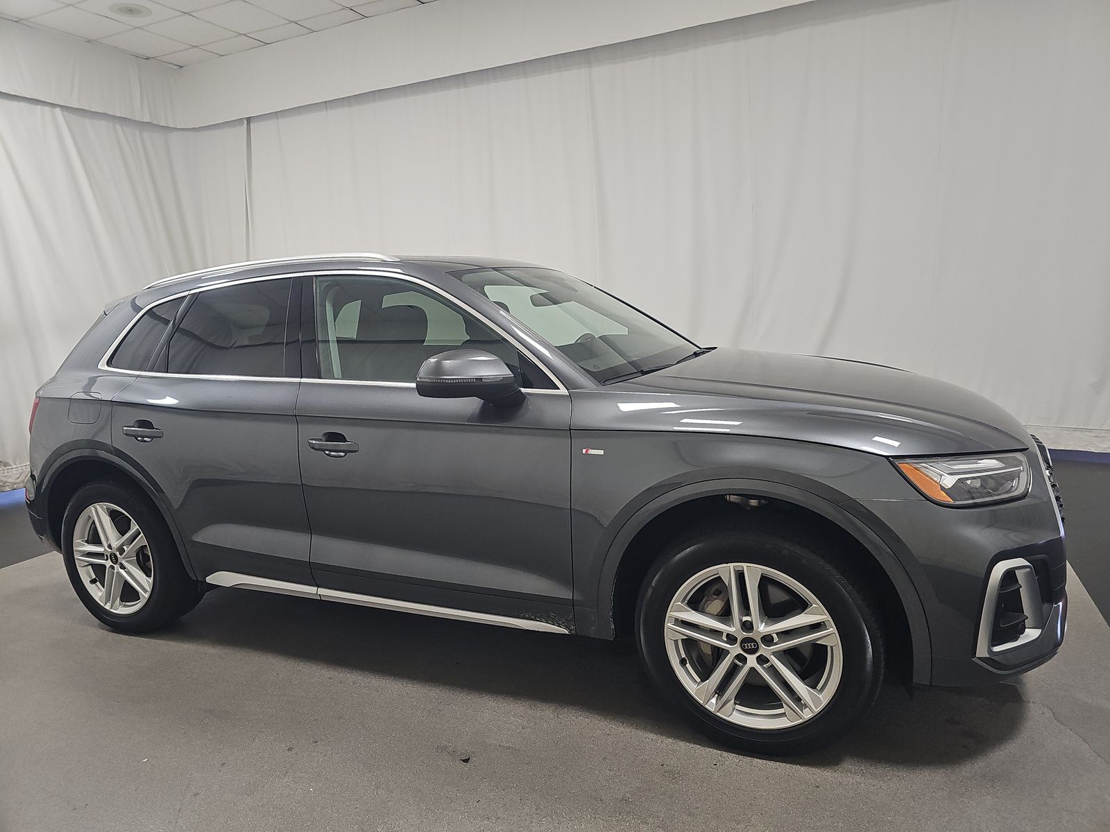 2023 Audi Q5 e Plug-In Hybrid S line Premium Plus AWD